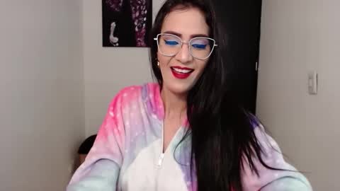 Snapshot of karlota_hank chatting on November 2025 04:45:02 AM Karlis online show from November 2025 04:45:02 AM