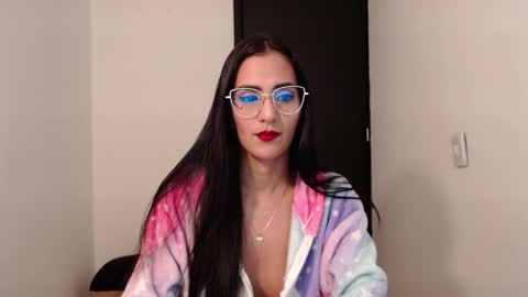 Snapshot of karlota_hank chatting on February 2026 04:38:01 AM Karlis online show from February 2026 04:38:01 AM