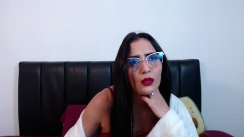 Snapshot of karlota_hank chatting on June 2026 04:59:02 AM Karlis online show from June 2026 04:59:02 AM