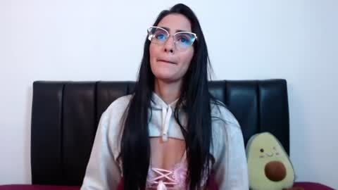 Snapshot of karlota_hank chatting on June 2026 05:54:01 AM Karlis online show from June 2026 05:54:01 AM