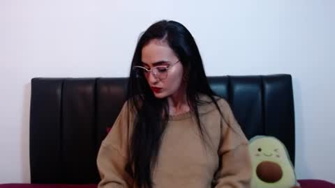 Snapshot of karlota_hank chatting on June 2026 04:12:01 AM Karlis online show from June 2026 04:12:01 AM