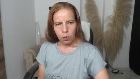 KARLYE online show from January 2026 02:04:01 AM