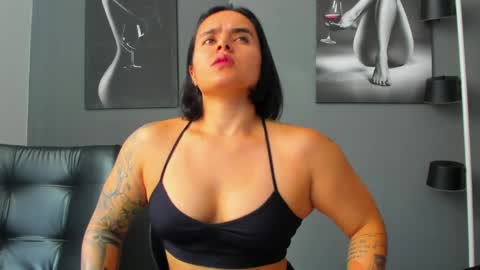 Snapshot of karlyjons_ chatting on June 2026 04:56:02 PM online show from June 2026 04:56:02 PM