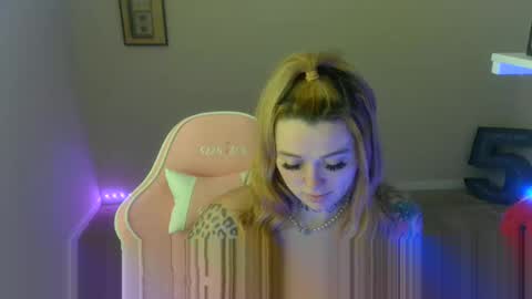 karmathevixen0304 online show from June 2026 02:21:02 PM