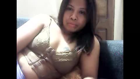 Karmellah online show from April 2026 10:24:02 PM