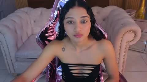 Snapshot of karol1_s chatting on June 2026 02:54:02 AM karol1_s online show from June 2026 02:54:02 AM