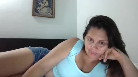 Karol online show from November 2025 04:47:01 AM