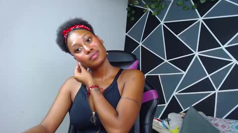 Karol  online show from October 2025 09:24:01 PM