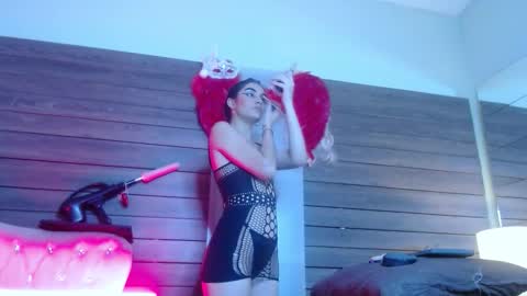 karol_yesenia online show from October 2025 03:44:01 PM