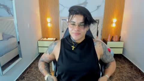 Snapshot of karolandluna chatting on June 2026 08:18:01 PM Karol and Luna online show from June 2026 08:18:01 PM