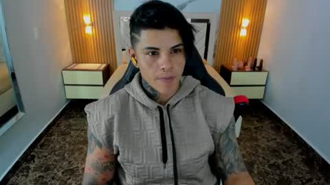 Snapshot of karolandluna chatting on June 2026 06:54:02 PM Karol and Luna online show from June 2026 06:54:02 PM