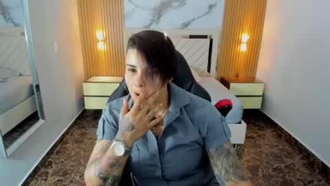 Snapshot of karolandluna chatting on July 2026 07:23:02 PM Karol and Luna online show from July 2026 07:23:02 PM