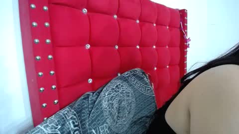 Snapshot of karolay_su chatting on February 2025 09:58:01 AM ARIANNA online show from February 2025 09:58:01 AM