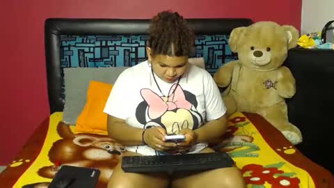 Snapshot of karolhot916 chatting on January 2025 12:04:02 AM karol online show from January 2025 12:04:02 AM
