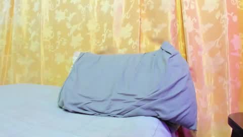 Karolinstagram.karoli sanz online show from March 2025 04:30:02 AM