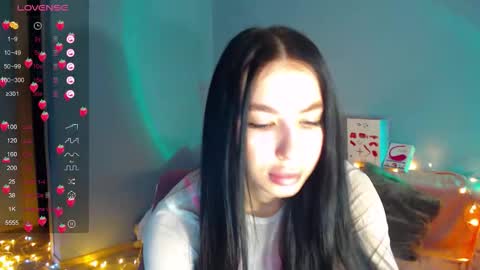 Kira online show from September 2025 02:23:01 AM