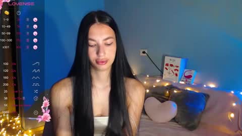 Kira online show from July 2026 01:52:01 AM