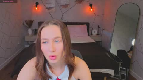 Karolina online show from April 2026 09:22:02 AM