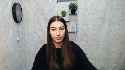 Karolina online show from January 2025 07:10:01 AM