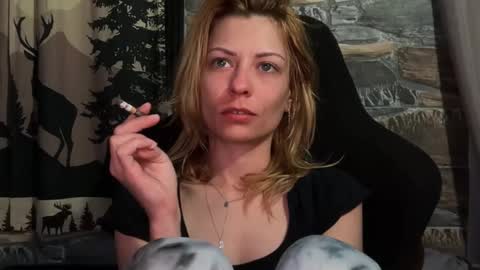 karoline121 online show from March 2026 09:32:02 PM