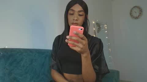 Snapshot of karoline_marin chatting on December 2024 11:54:01 PM Karoline online show from December 2024 11:54:01 PM