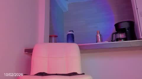 Karoline online show from February 2026 03:22:02 AM