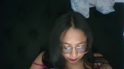 Snapshot of karoline_queen28 chatting on March 2026 04:48:01 AM Karoline online show from March 2026 04:48:01 AM