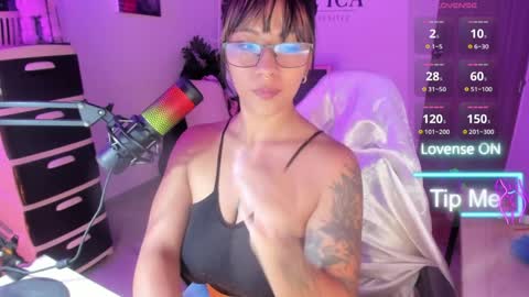 Snapshot of karolinna_xxx chatting on March 2026 11:43:02 AM Caro online show from March 2026 11:43:02 AM