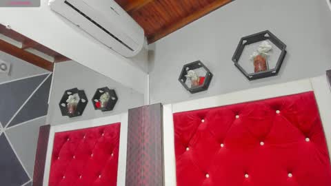 Karol online show from March 2025 11:20:01 AM