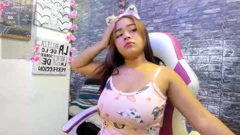 KAROLL online show from December 2025 01:07:01 PM