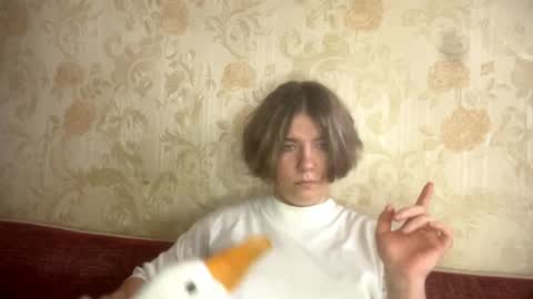 Bella online show from April 2026 11:19:01 AM