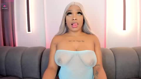 Karol online show from December 2025 04:18:02 AM