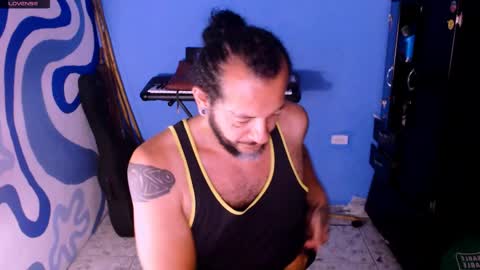 Snapshot of karu_hard chatting on April 2026 12:34:01 AM Karu online show from April 2026 12:34:01 AM