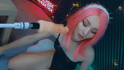 ALYSSA                online show from October 2025 06:49:02 PM