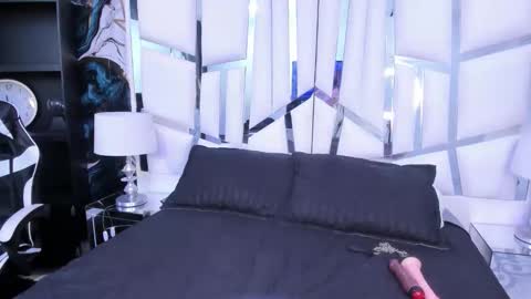 kat_ashbourne online show from June 2026 05:06:01 PM