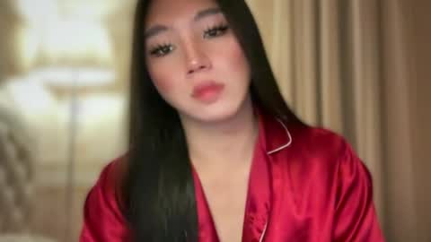 Snapshot of kat_hollandx chatting on July 2026 06:43:02 PM Majesty online show from July 2026 06:43:02 PM