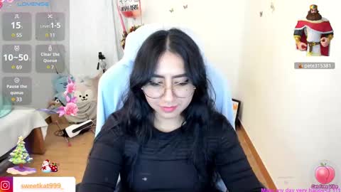 Snapshot of kat_ly_chan chatting on December 2024 03:52:01 PM Kat       online show from December 2024 03:52:01 PM