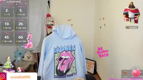 Snapshot of kat_ly_chan chatting on December 2024 07:13:02 PM Kat       online show from December 2024 07:13:02 PM