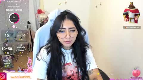 Snapshot of kat_ly_chan chatting on December 2024 07:18:02 PM Kat       online show from December 2024 07:18:02 PM