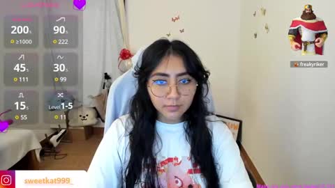 Snapshot of kat_ly_chan chatting on March 2025 06:05:02 PM Kat       online show from March 2025 06:05:02 PM