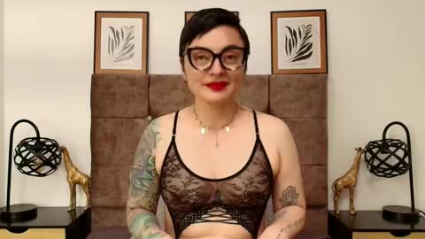 Snapshot of kat_paradisse chatting on September 2025 07:29:01 PM kat paradisse online show from September 2025 07:29:01 PM