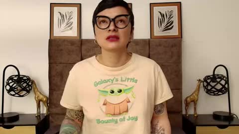 Snapshot of kat_paradisse chatting on September 2025 07:41:02 PM kat paradisse online show from September 2025 07:41:02 PM