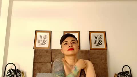 Snapshot of kat_paradisse chatting on November 2025 08:46:02 PM kat paradisse online show from November 2025 08:46:02 PM