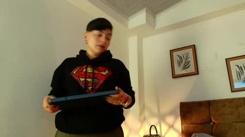 kat paradisse online show from April 2026 11:27:01 AM