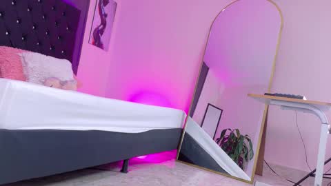 kataaleya__12 online show from January 2026 11:59:02 AM