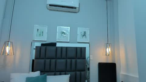 kataleya_west online show from April 2026 01:42:02 AM