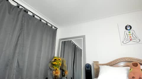 Snapshot of kataleyacandy chatting on January 2025 11:48:01 PM Kataleya online show from January 2025 11:48:01 PM