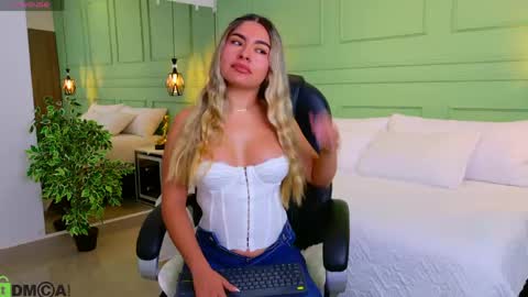 Kat online show from April 2026 11:55:02 AM