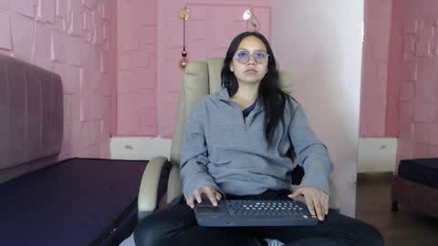 Katalina online show from March 2026 01:58:02 PM