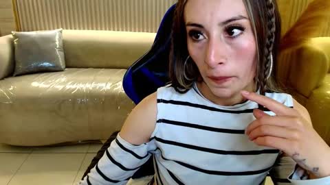 Katalina  online show from February 2026 03:00:02 AM